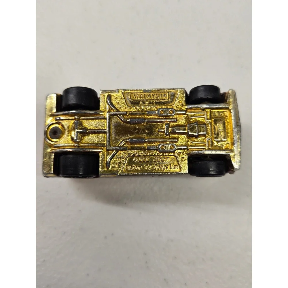 Hot Wheels Custom‎ 77 Dodge Van Brown Gold Flame Diecast Toy Car 2007 Malaysia